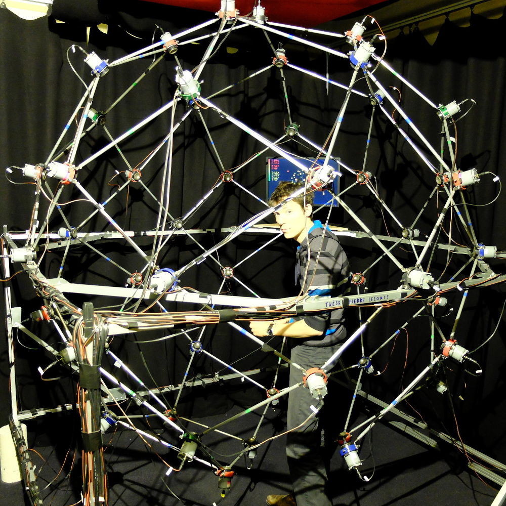 Image of sound spatializer microphone